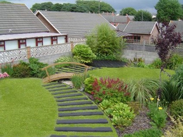 Artificial grass has no conflict with other plants